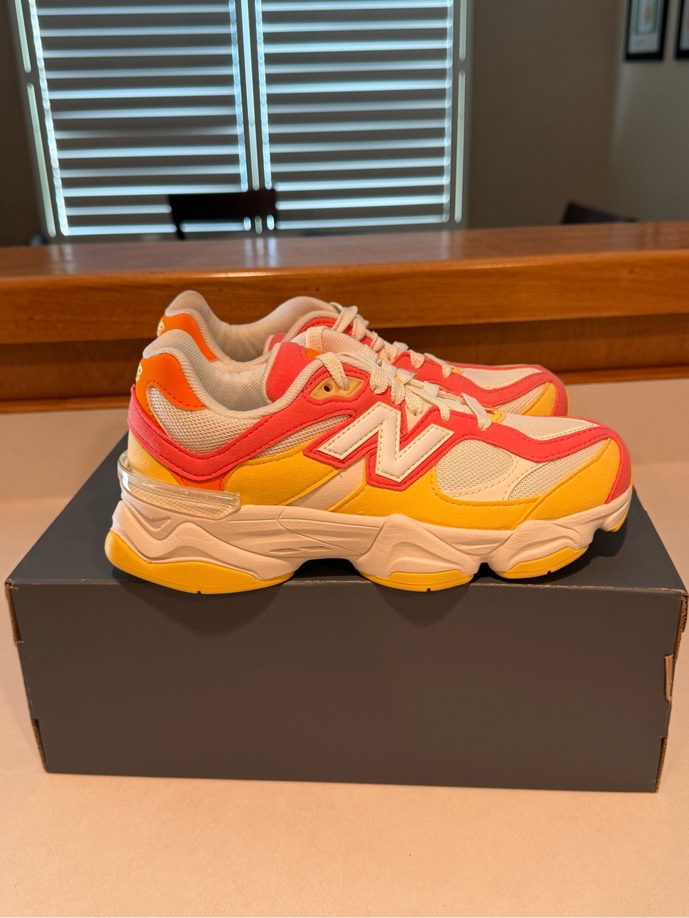 New Balance 9060